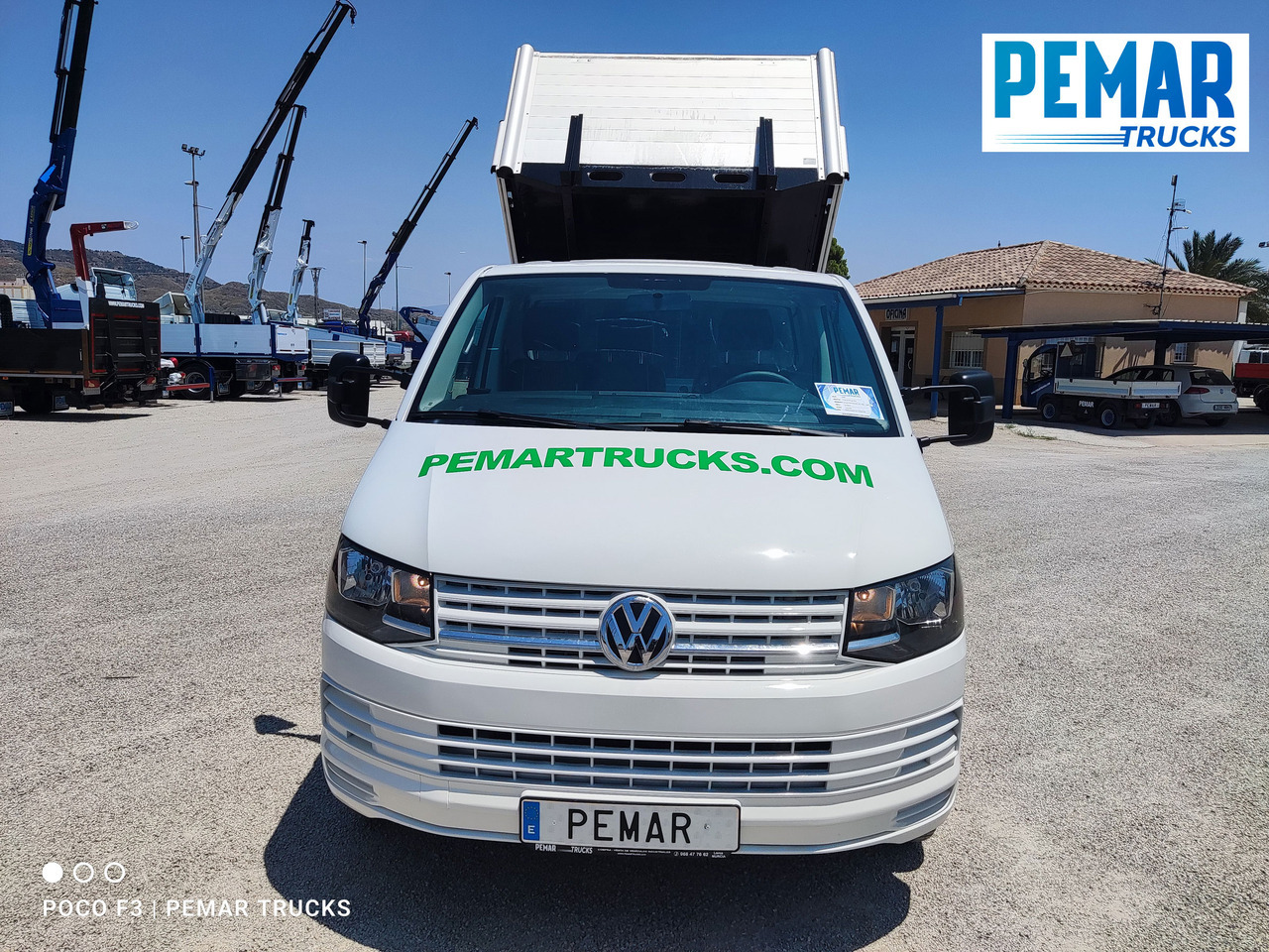 VOLKSWAGEN TRANSPORTER 2.0 TDI - Transportbil med tippflak: bild 2 VOLKSWAGEN TRANSPORTER 2.0 TDI - Transportbil med tippflak: bild 2