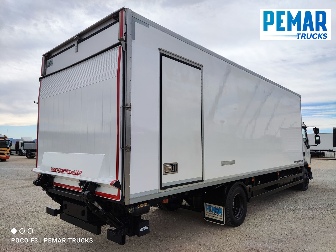 VOLVO FL 240 FRIGORIFICO 14T - Kylbil lastbil: bild 5 VOLVO FL 240 FRIGORIFICO 14T - Kylbil lastbil: bild 5