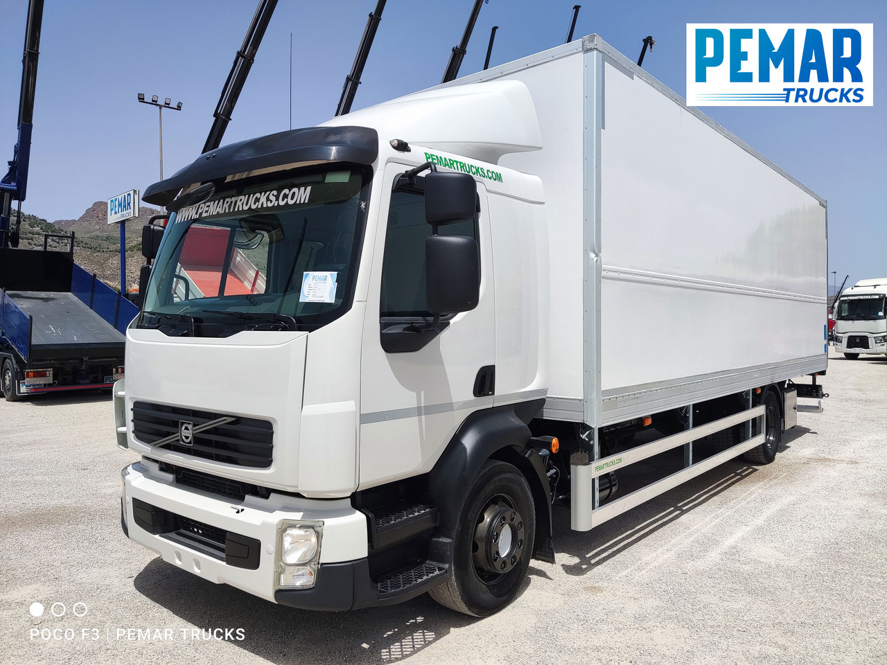 VOLVO FL 240 FURGON CERRADO 16T EURO 5 - Lastbil med skåp: bild 1 VOLVO FL 240 FURGON CERRADO 16T EURO 5 - Lastbil med skåp: bild 1