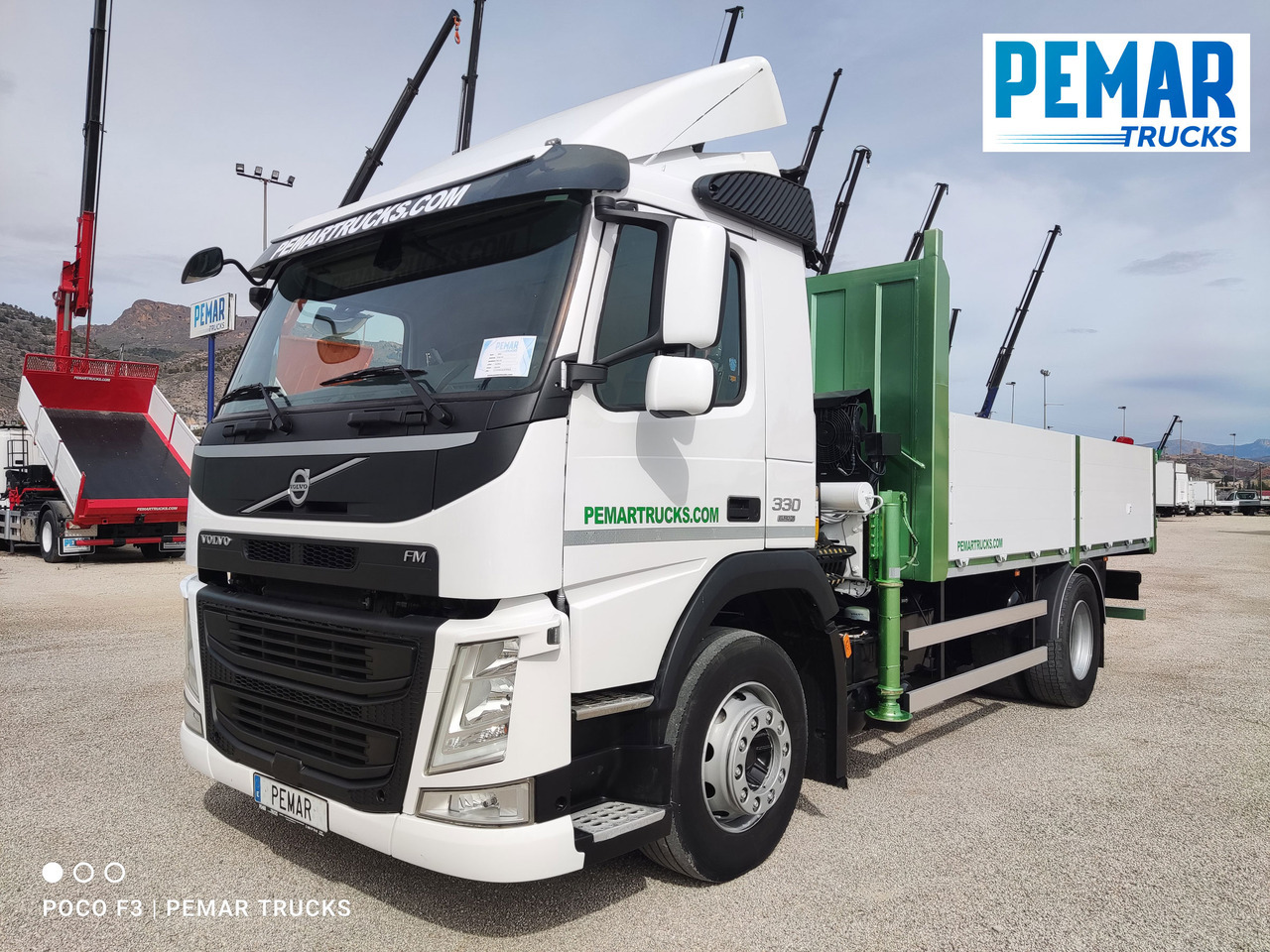 VOLVO FM 330 4X2 GRUA CAJA FIJA - Flakbil, Kranbil: bild 2 VOLVO FM 330 4X2 GRUA CAJA FIJA - Flakbil, Kranbil: bild 2