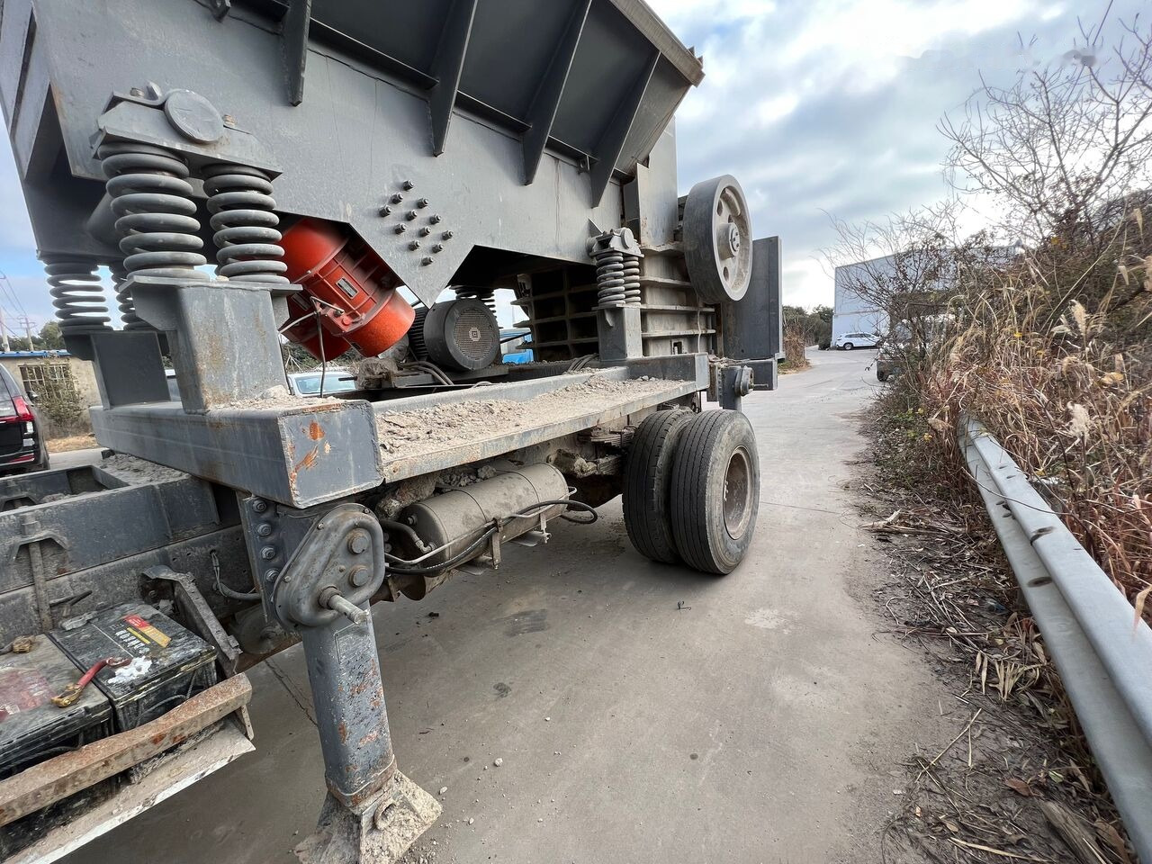 Kinglink Truck Mounted Vibrating Feeder and Jaw Crusher | Quarry | Concre - Kävkross: bild 2 Kinglink Truck Mounted Vibrating Feeder and Jaw Crusher | Quarry | Concre - Kävkross: bild 2