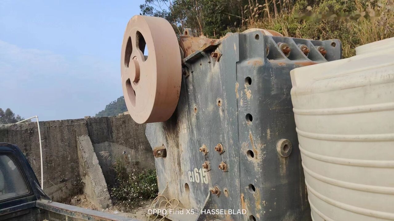 Sandvik CJ615 Jaw Crusher - Kävkross: bild 1 Sandvik CJ615 Jaw Crusher - Kävkross: bild 1