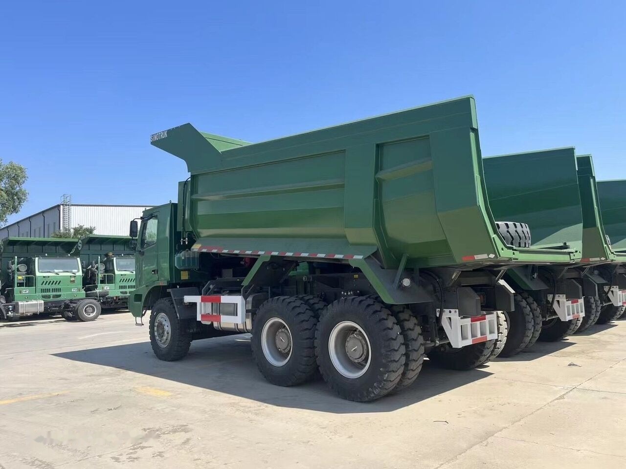 Sinotruk Howo ZZ5707S3840AJ - Terränggående truck: bild 4 Sinotruk Howo ZZ5707S3840AJ - Terränggående truck: bild 4