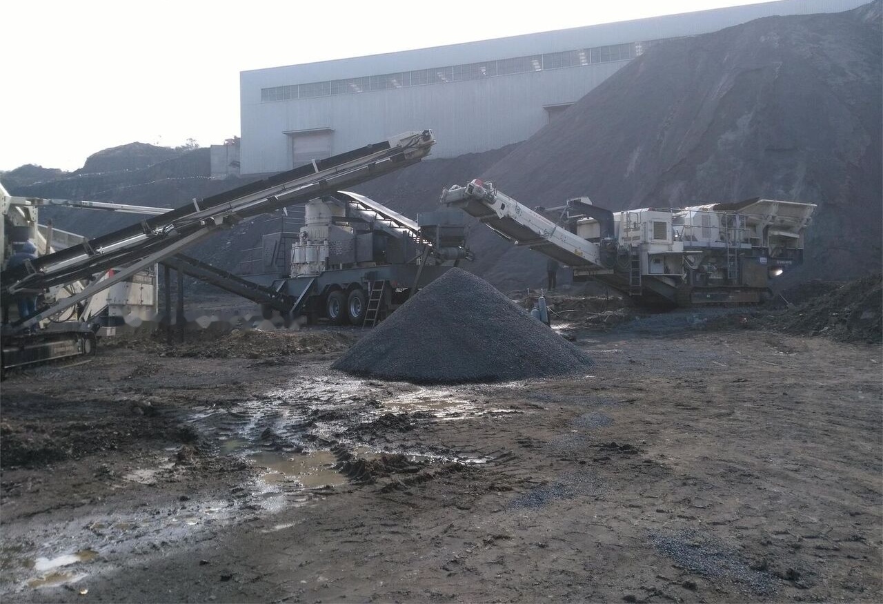 Terex 694+ Mobile screening machine - Sorteringsverk: bild 2 Terex 694+ Mobile screening machine - Sorteringsverk: bild 2