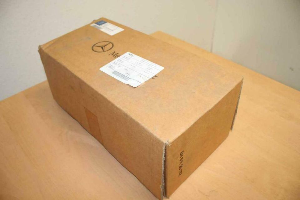 Mercedes Benz Starter 24 V A007151040180 - Starter: bild 2 Mercedes Benz Starter 24 V A007151040180 - Starter: bild 2