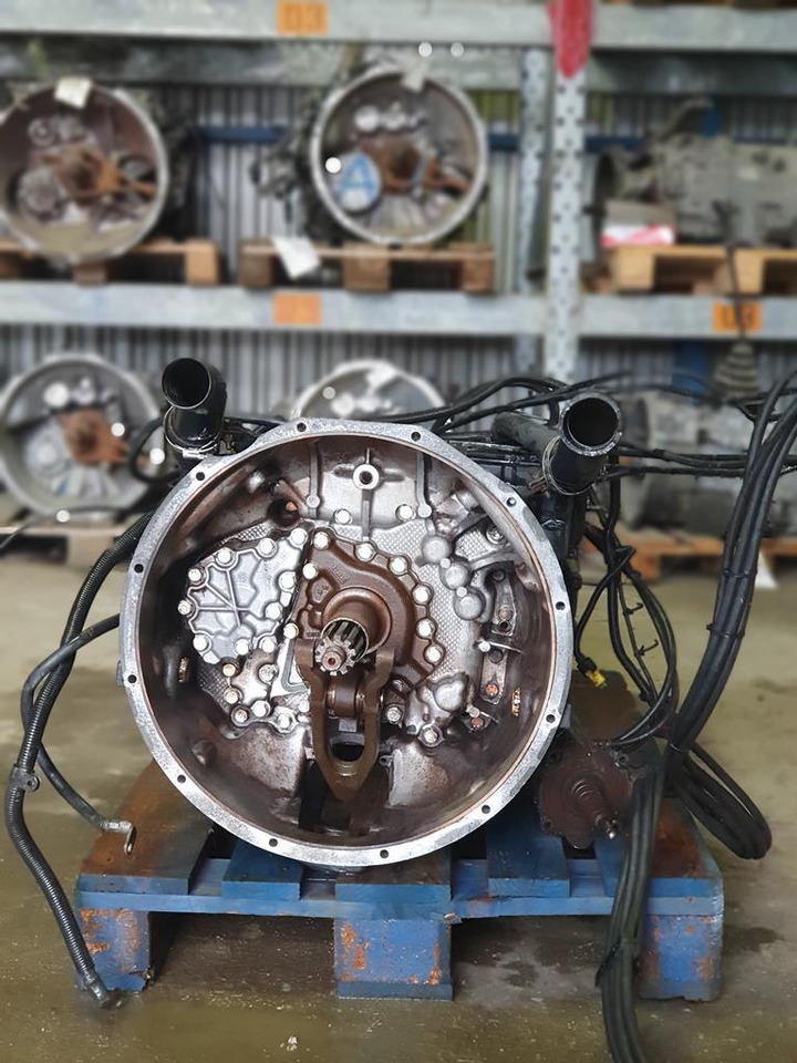 MAN TGA 16 S 2221 TD WITH INTARDER - Växellåda för Lastbil: bild 2 MAN TGA 16 S 2221 TD WITH INTARDER - Växellåda för Lastbil: bild 2