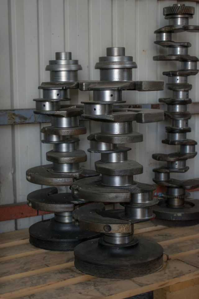 MERCEDES-BENZ ACTROS OM541 6CYLINDER - Vevaxel för Lastbil: bild 1 MERCEDES-BENZ ACTROS OM541 6CYLINDER - Vevaxel för Lastbil: bild 1