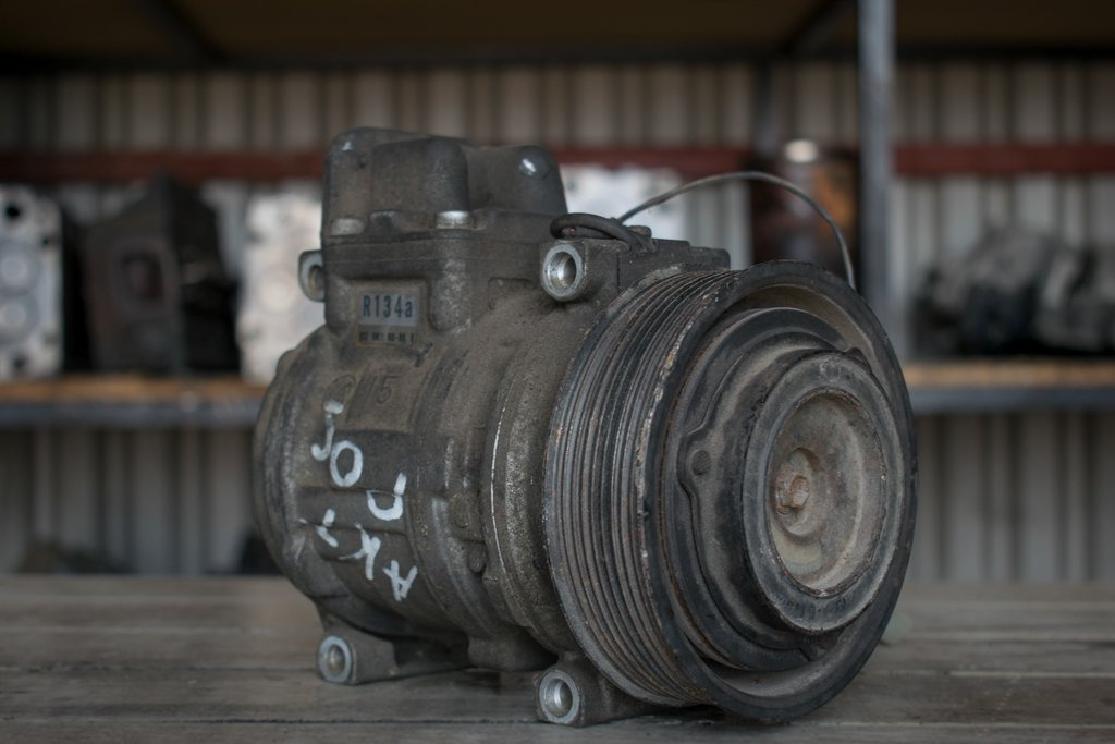 MERCEDES-BENZ AIR CONDITIONING UNIT - A/C reservdel för Lastbil: bild 1 MERCEDES-BENZ AIR CONDITIONING UNIT - A/C reservdel för Lastbil: bild 1