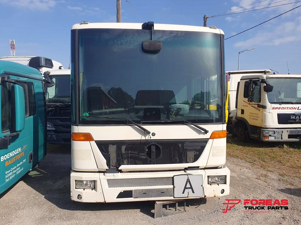 MERCEDES-BENZ ECONIC 2633 - Hytt för Lastbil: bild 3 MERCEDES-BENZ ECONIC 2633 - Hytt för Lastbil: bild 3