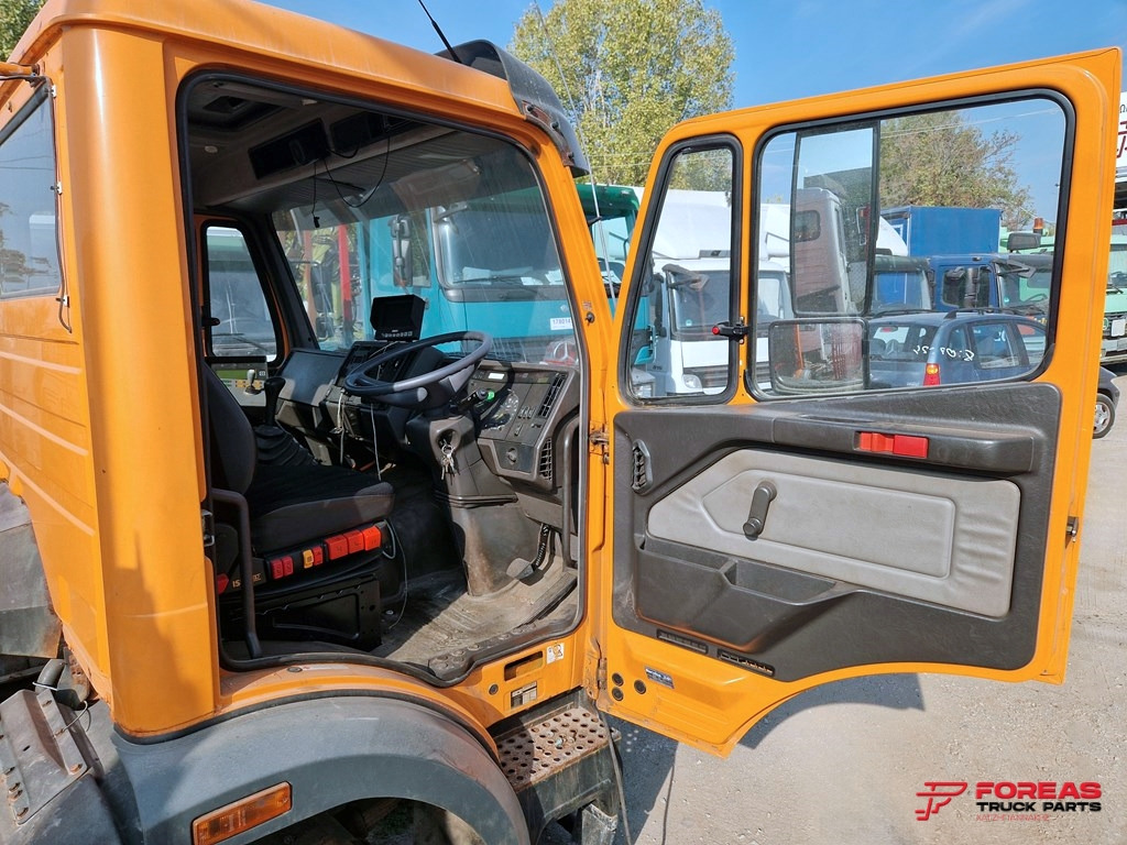 MERCEDES SK - SMALL - RIGHT HAND DRIVE - Hytt: bild 5 MERCEDES SK - SMALL - RIGHT HAND DRIVE - Hytt: bild 5