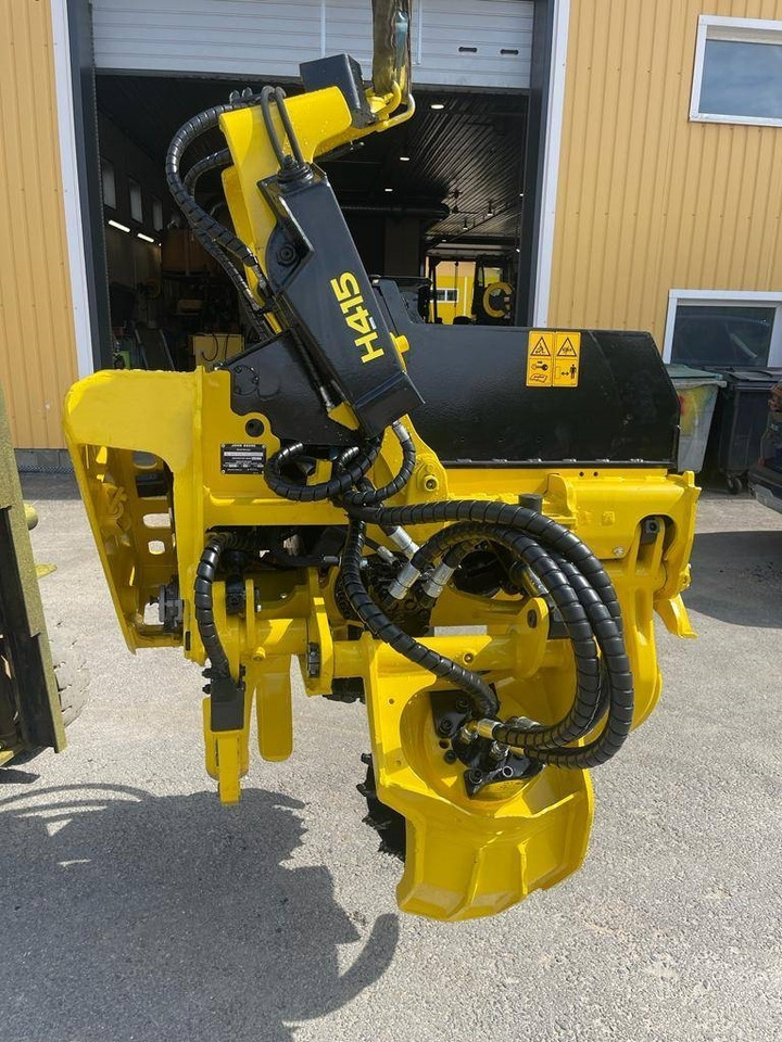 John Deere H 415 - Skördaraggregat: bild 2 John Deere H 415 - Skördaraggregat: bild 2