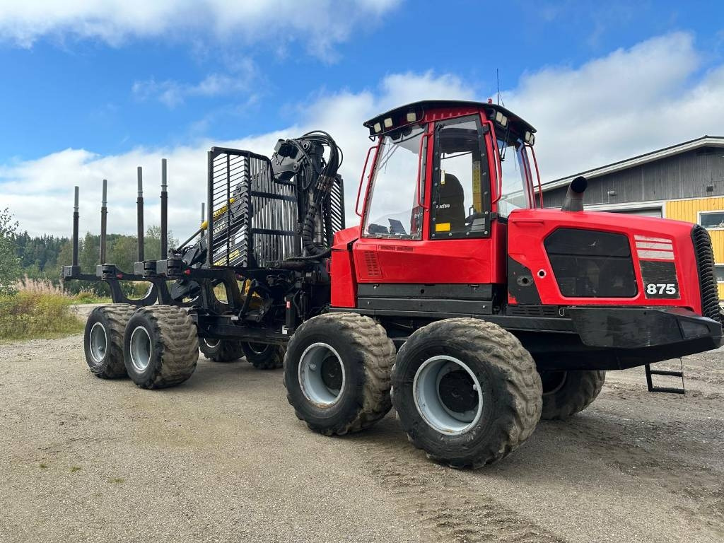Komatsu 875  - Skotare: bild 1 Komatsu 875  - Skotare: bild 1