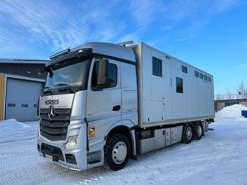 Mercedes-Benz Actros - Djurtransport lastbil: bild 1 Mercedes-Benz Actros - Djurtransport lastbil: bild 1
