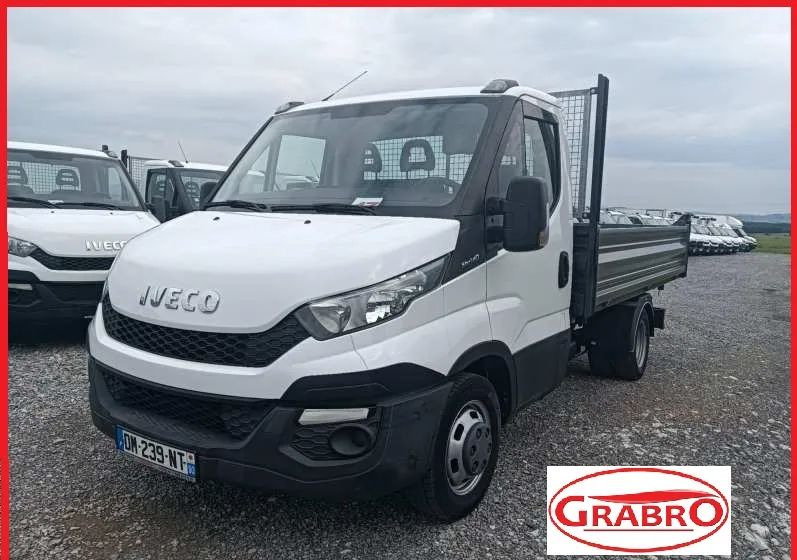 Iveco 35C13, 35C12, 35C14, 35C15 - Transportbil med tippflak: bild 1 Iveco 35C13, 35C12, 35C14, 35C15 - Transportbil med tippflak: bild 1