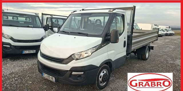 Iveco 35C15,35C14, 35C13, 35C12, 70C15 - Transportbil med tippflak: bild 1 Iveco 35C15,35C14, 35C13, 35C12, 70C15 - Transportbil med tippflak: bild 1