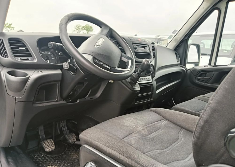 Iveco 35S14,35S13,35C13,35C12, - Skåpbil: bild 5 Iveco 35S14,35S13,35C13,35C12, - Skåpbil: bild 5