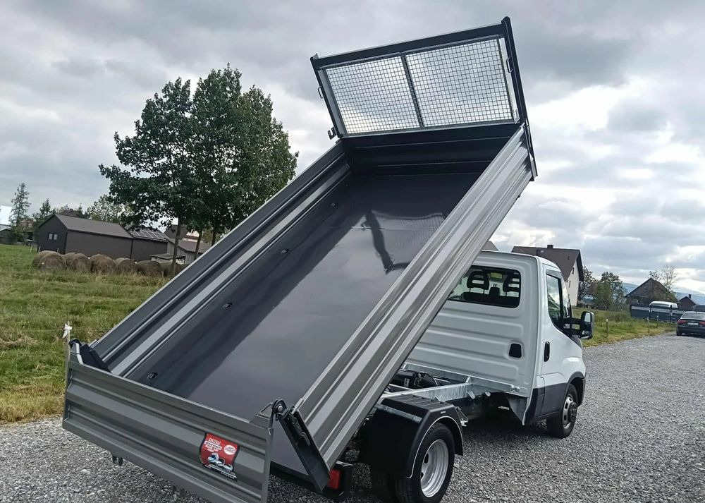 Iveco DAILY 35C14, 35C13, 35C12, 35C15 - Transportbil med tippflak: bild 5 Iveco DAILY 35C14, 35C13, 35C12, 35C15 - Transportbil med tippflak: bild 5