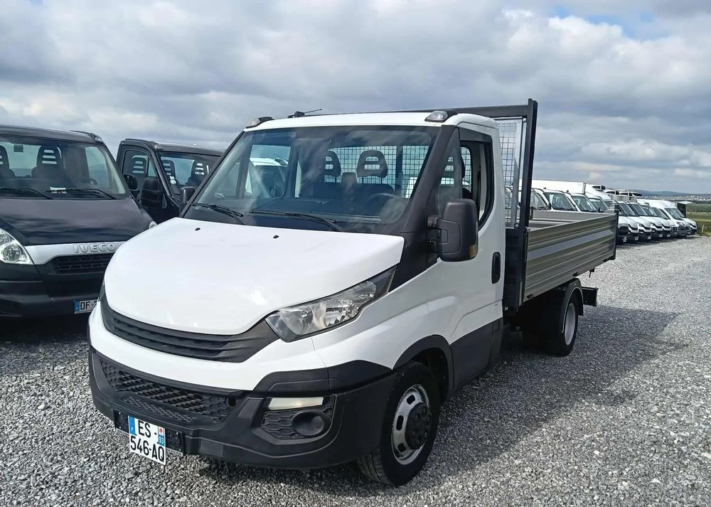 Iveco DAILY 35C14, 35C13, 35C12, 35C15 - Transportbil med tippflak: bild 2 Iveco DAILY 35C14, 35C13, 35C12, 35C15 - Transportbil med tippflak: bild 2