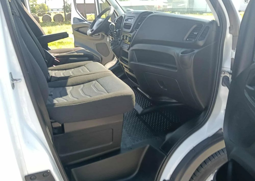 Iveco DAILY 35C14, 35C13, 35C12 - Transportbil med tippflak: bild 5 Iveco DAILY 35C14, 35C13, 35C12 - Transportbil med tippflak: bild 5