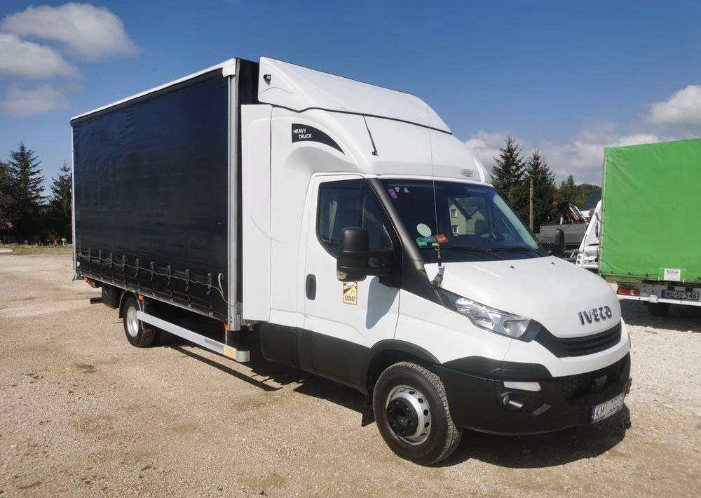 Iveco Daily 70C18 firana Winda 1.000kg Dhollandia wejkama 12pal - Kapellbil: bild 1 Iveco Daily 70C18 firana Winda 1.000kg Dhollandia wejkama 12pal - Kapellbil: bild 1