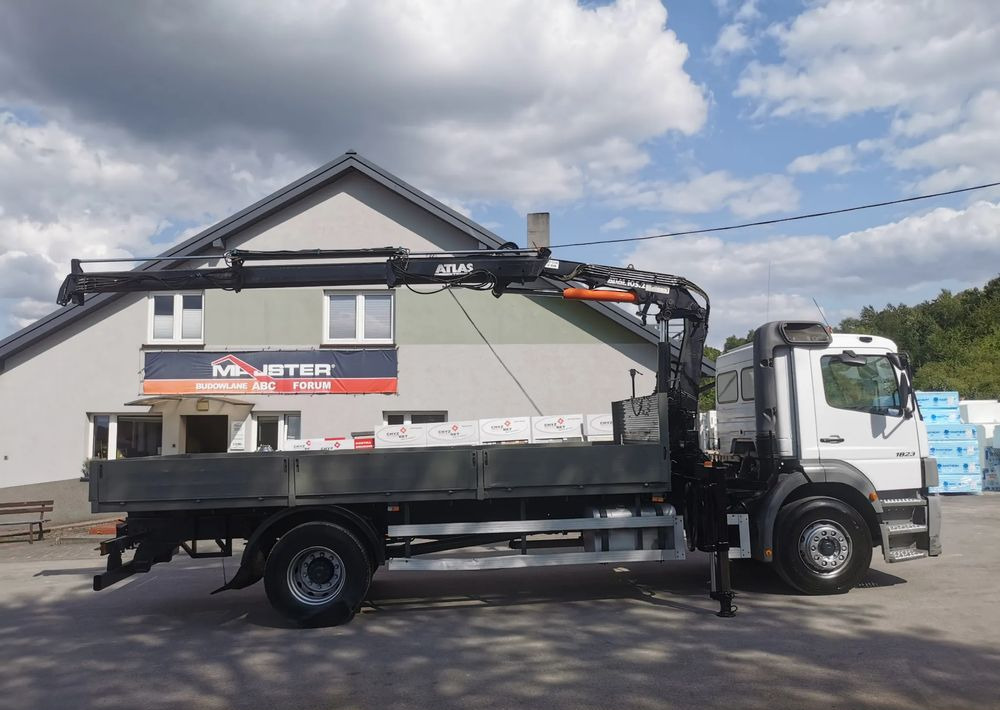 Mercedes-Benz Atego 1823 żuraw HDS Atlas 105.2 koła 315/80R22,5 - Flakbil, Kranbil: bild 4 Mercedes-Benz Atego 1823 żuraw HDS Atlas 105.2 koła 315/80R22,5 - Flakbil, Kranbil: bild 4