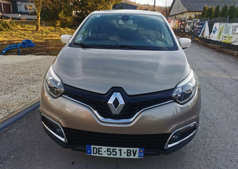 Renault Captur 0.9 Energy TCe Intens - SUV: bild 2 Renault Captur 0.9 Energy TCe Intens - SUV: bild 2