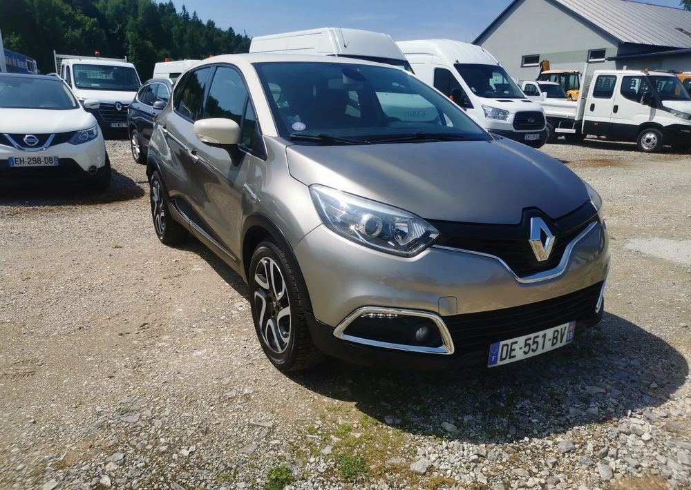 Renault Captur 0.9 Energy TCe Intens - SUV: bild 1 Renault Captur 0.9 Energy TCe Intens - SUV: bild 1