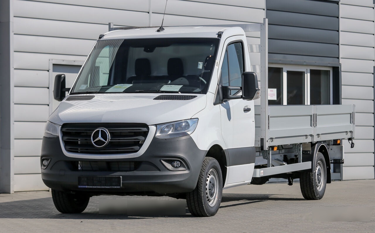 Mercedes-Benz Sprinter 319 - Transportbil med flak: bild 1 Mercedes-Benz Sprinter 319 - Transportbil med flak: bild 1