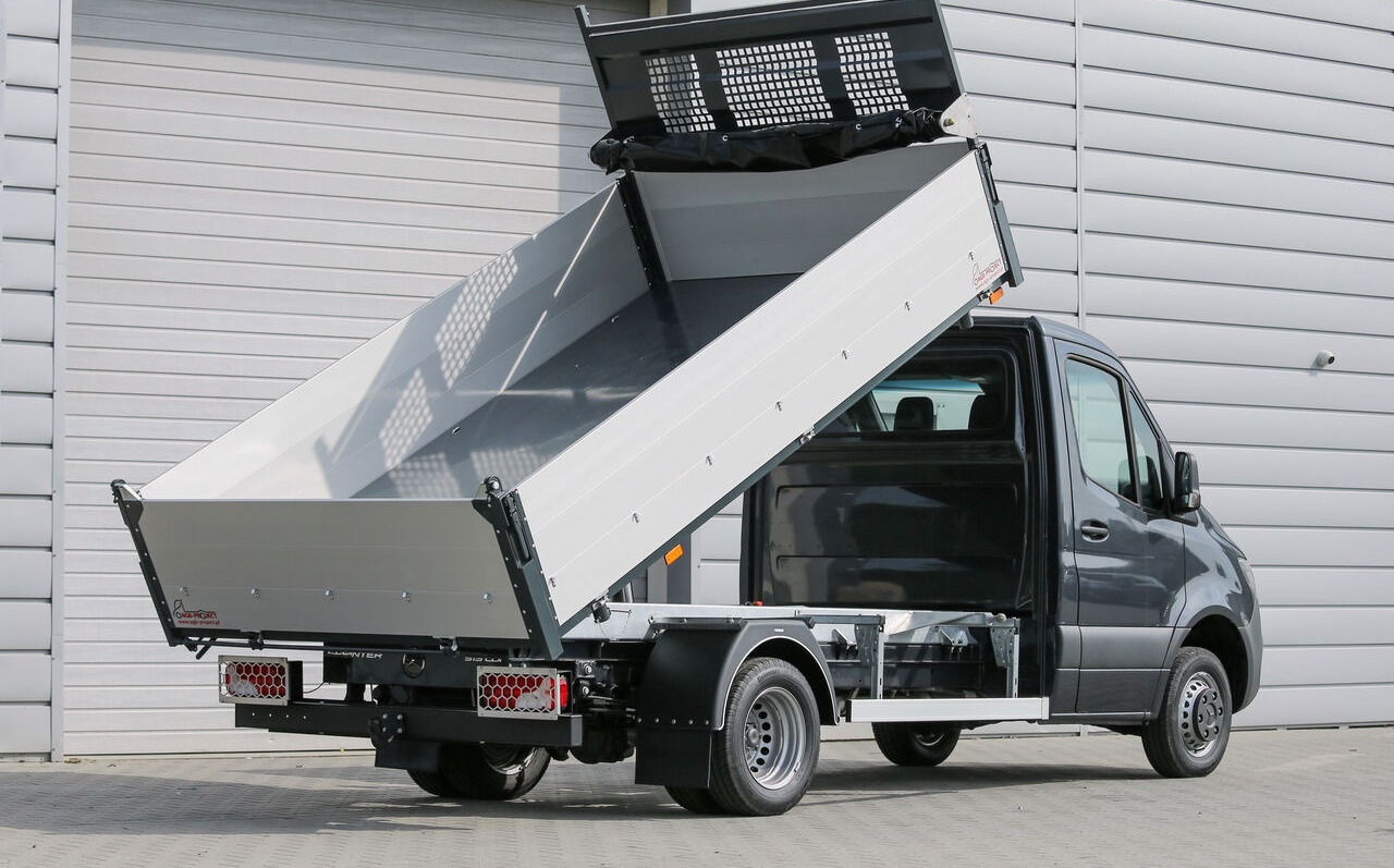 Mercedes-Benz Sprinter 319 - Transportbil med flak: bild 1 Mercedes-Benz Sprinter 319 - Transportbil med flak: bild 1
