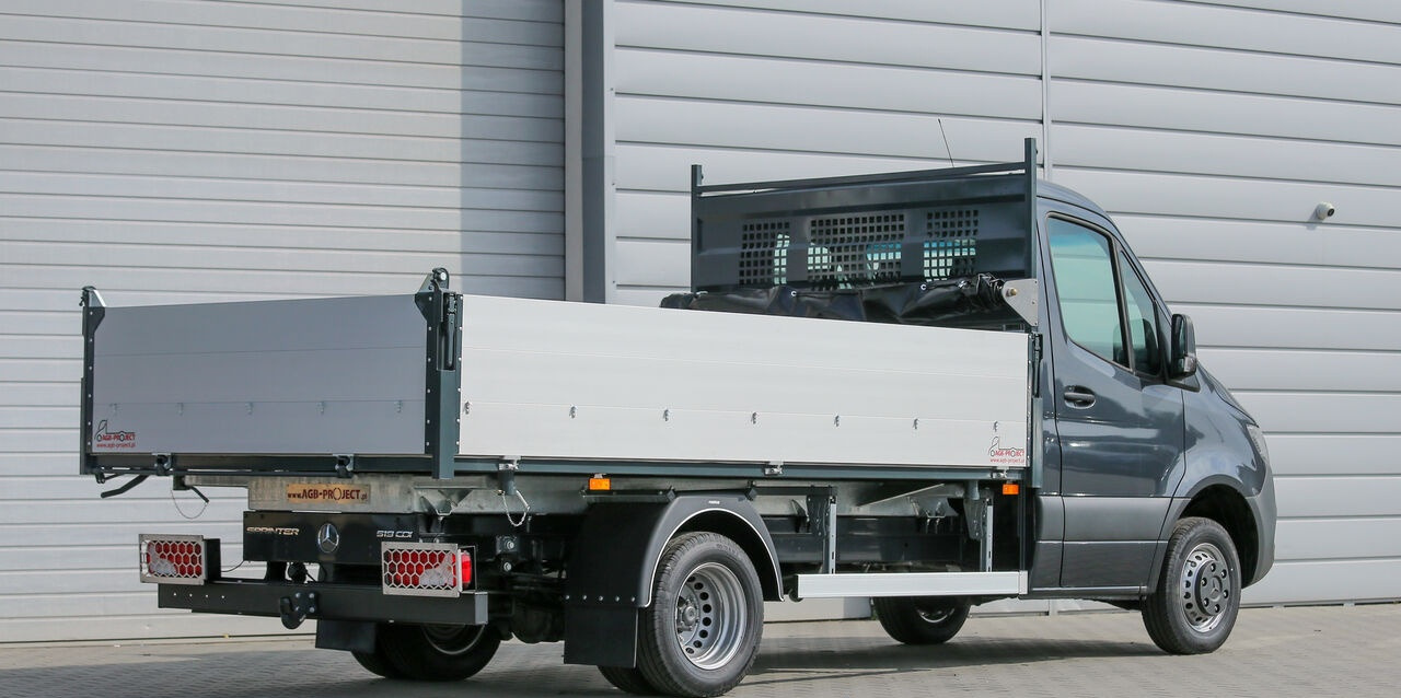 Mercedes-Benz Sprinter 319 - Transportbil med flak: bild 2 Mercedes-Benz Sprinter 319 - Transportbil med flak: bild 2