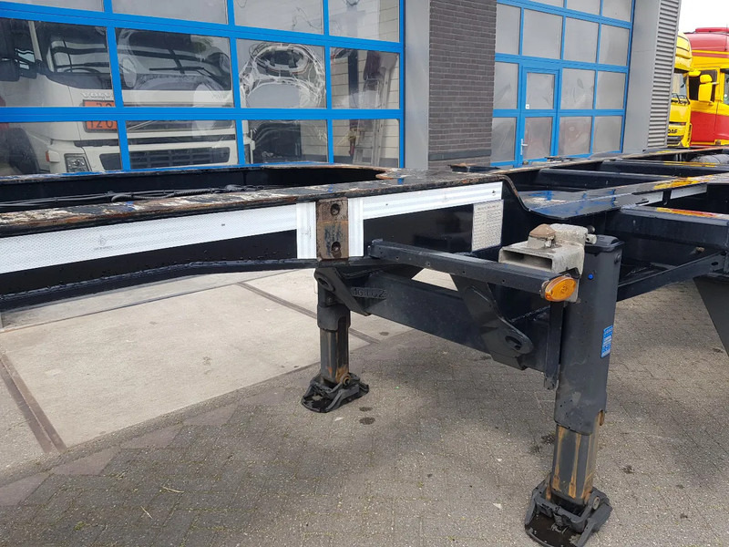 Containerbil/ Växelflak semitrailer Renders 3DFCST multi chassis SAF Schijfremmen: bild 10