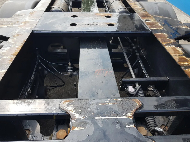 Containerbil/ Växelflak semitrailer Renders 3DFCST multi chassis SAF Schijfremmen: bild 19