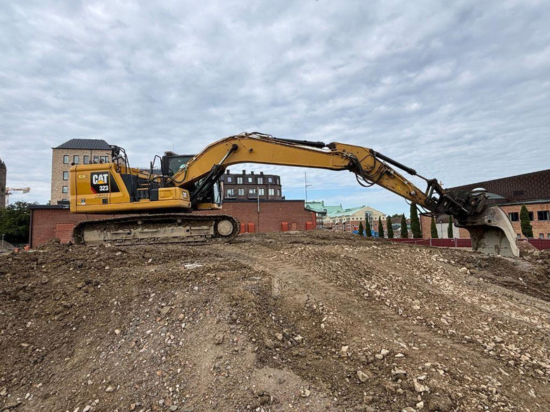 Caterpillar 323 - Bandgrävare: bild 3 Caterpillar 323 - Bandgrävare: bild 3