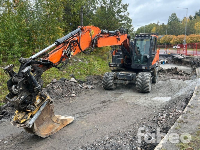 Doosan  - Grävmaskin på däck: bild 1 Doosan  - Grävmaskin på däck: bild 1