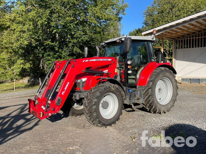 Massey Ferguson 5713 S - Traktor: bild 1 Massey Ferguson 5713 S - Traktor: bild 1