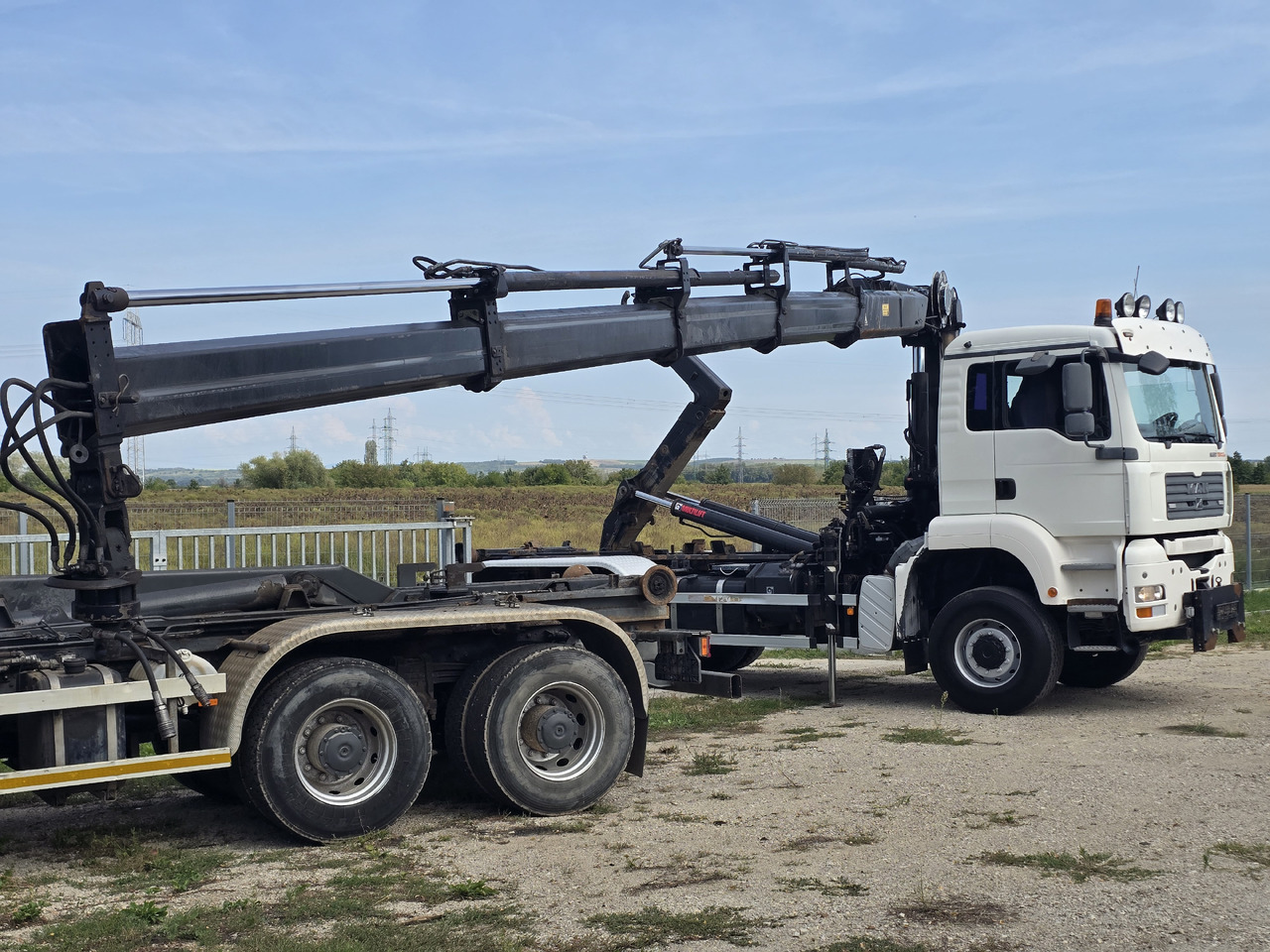 MAN TGA 26.440 6X6 / HOOK SYSTEM / HIAB 166D REMOTE SPECIAL PRICE ONLY THIS YEAR - Lastväxlare lastbil, Kranbil: bild 4 MAN TGA 26.440 6X6 / HOOK SYSTEM / HIAB 166D REMOTE SPECIAL PRICE ONLY THIS YEAR - Lastväxlare lastbil, Kranbil: bild 4