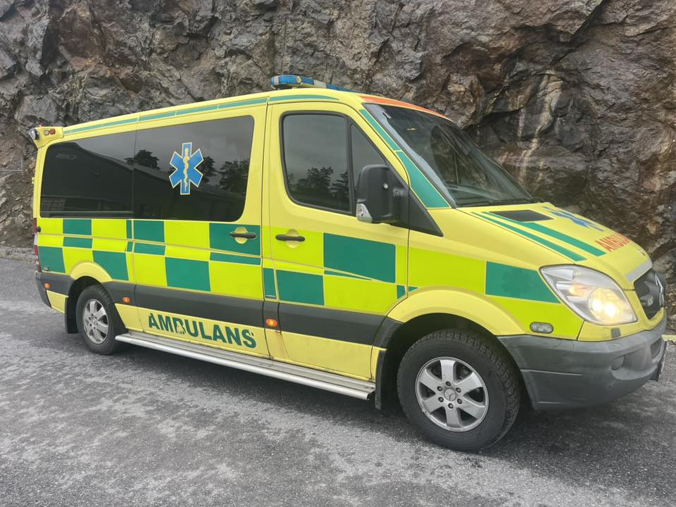 MERCEDES-BENZ Sprinter 316 NGT - AMBULANCE / швидка допомога / shvydka dopomoha - Ambulans: bild 4 MERCEDES-BENZ Sprinter 316 NGT - AMBULANCE / швидка допомога / shvydka dopomoha - Ambulans: bild 4