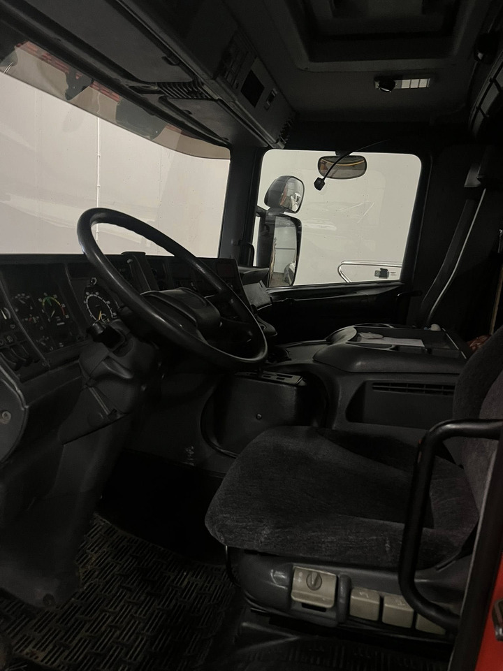 Leasa SCANIA P94GB 4x2 NZ310 - Fire engine - RESERVERAD !! SCANIA P94GB 4x2 NZ310 - Fire engine - RESERVERAD !!: bild 16