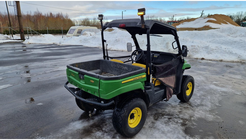 John Deere GATOR XUV 550 4X4 - Fyrhjuling: bild 3 John Deere GATOR XUV 550 4X4 - Fyrhjuling: bild 3