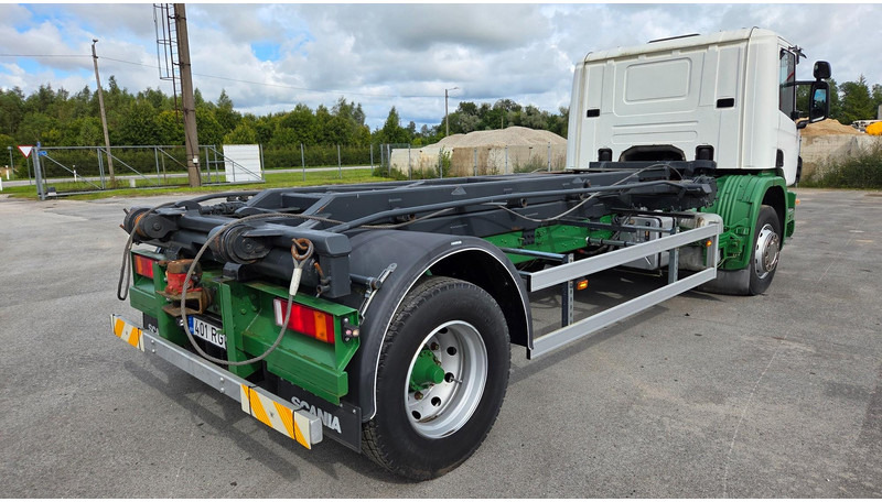 Scania P94 4X2 220 - Lastbil med kabelsystem: bild 3 Scania P94 4X2 220 - Lastbil med kabelsystem: bild 3