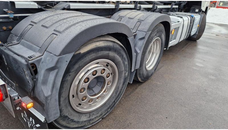 Chassi lastbil Volvo FM460 6X2*4 chassis: bild 13 Chassi lastbil Volvo FM460 6X2*4 chassis: bild 13