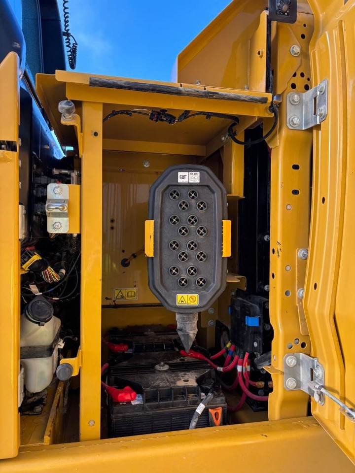 Bandgrävare CAT 323: bild 19