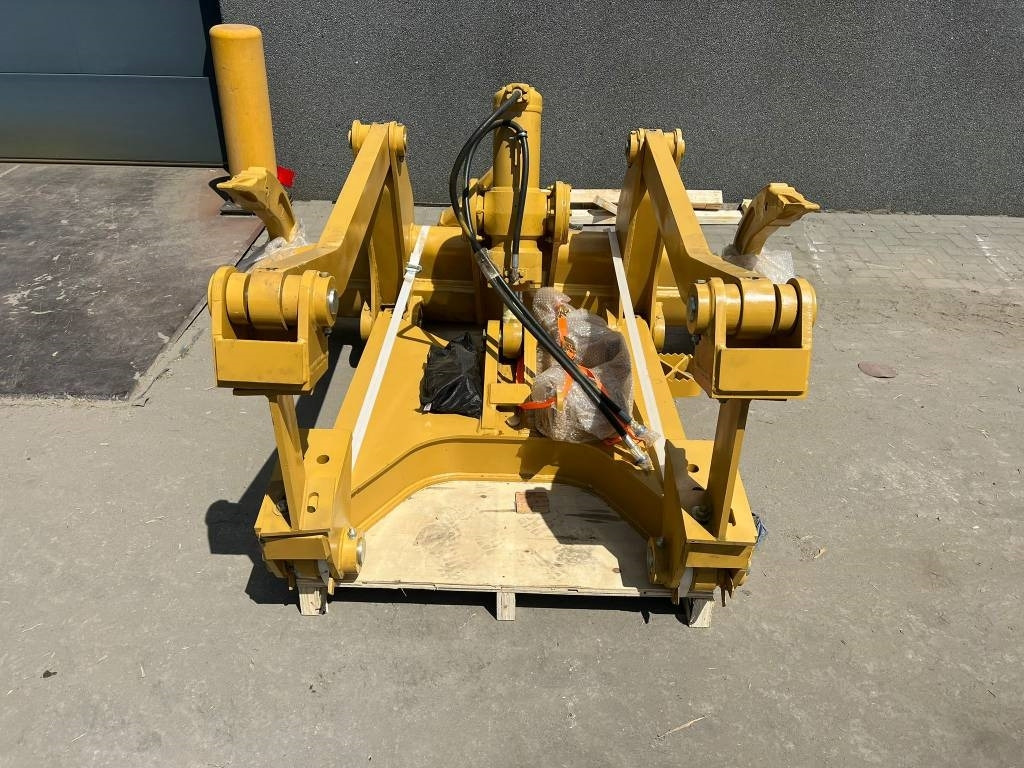 CAT D6T - D6R NEW RIPPER - Tjälkrok för Byggmaskiner: bild 3 CAT D6T - D6R NEW RIPPER - Tjälkrok för Byggmaskiner: bild 3