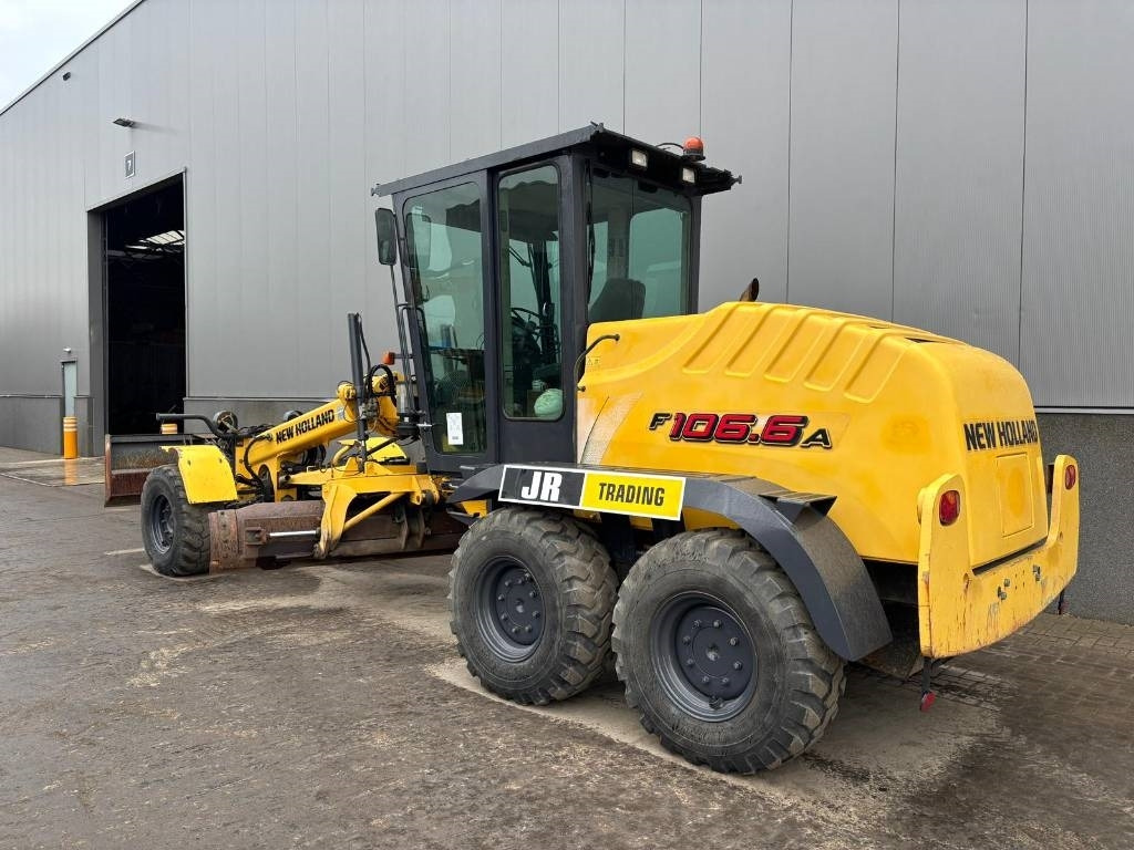 New Holland F 106.6 A - Väghyvel: bild 3 New Holland F 106.6 A - Väghyvel: bild 3