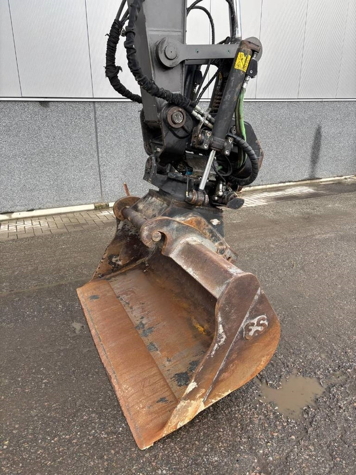 Grävmaskin på däck Volvo EWR 150 E: bild 16