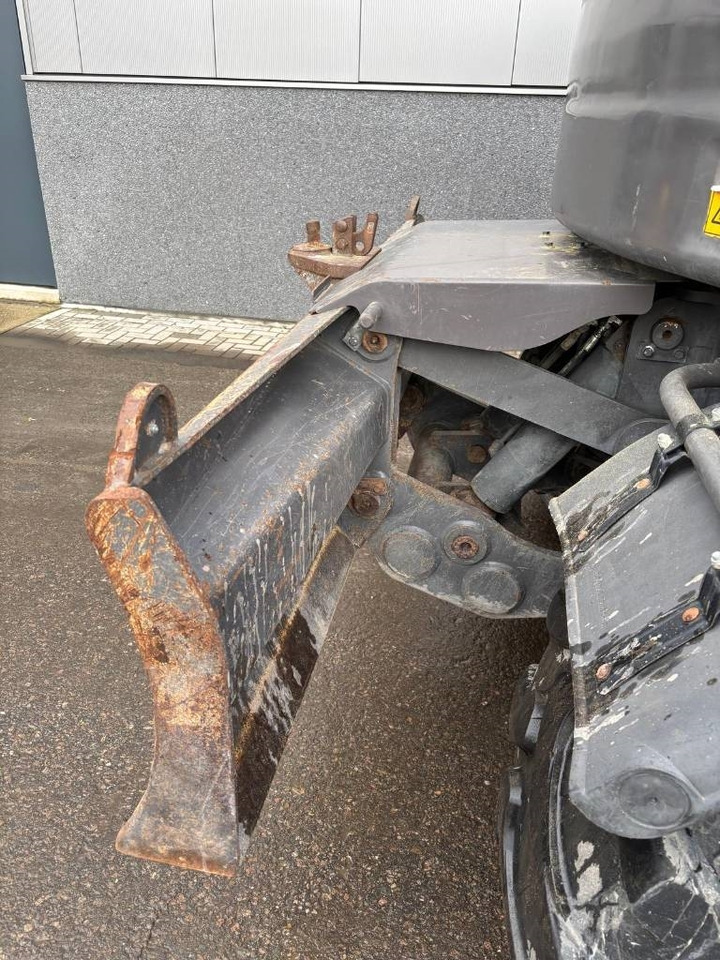 Grävmaskin på däck Volvo EWR 150 E: bild 25