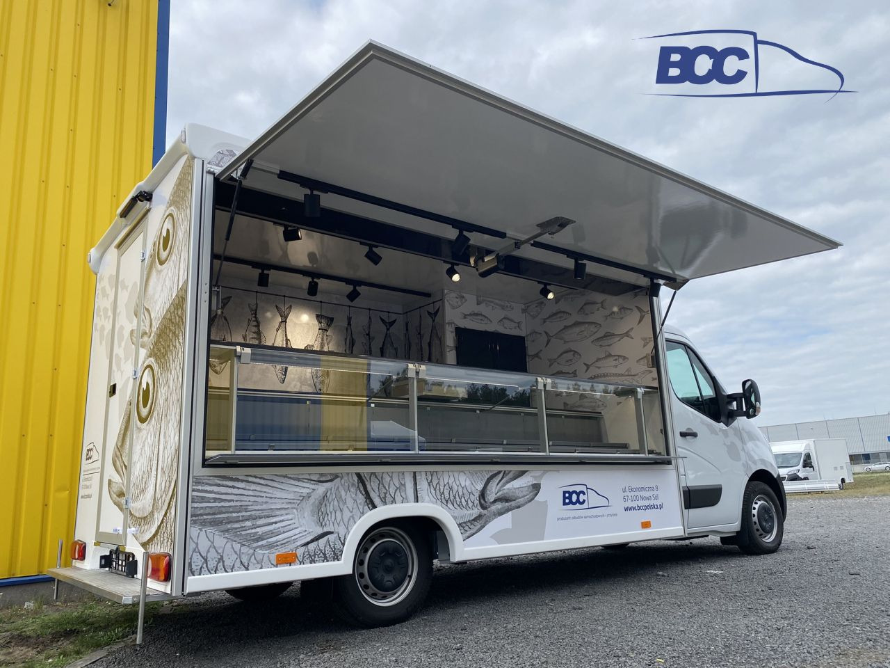 BCC POLSKA - FOOD TRUCK - MOBILNY SKLEP RYBNY, PEUGEOT BOXER - Matbil: bild 4 BCC POLSKA - FOOD TRUCK - MOBILNY SKLEP RYBNY, PEUGEOT BOXER - Matbil: bild 4