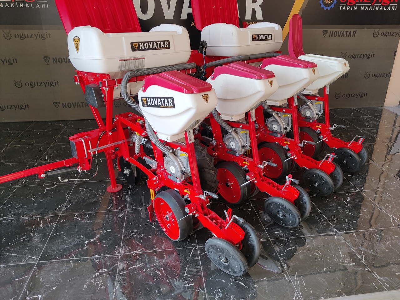 Novatar Pneumatic Seed Drill Machine - Precisionssåmaskin: bild 1 Novatar Pneumatic Seed Drill Machine - Precisionssåmaskin: bild 1