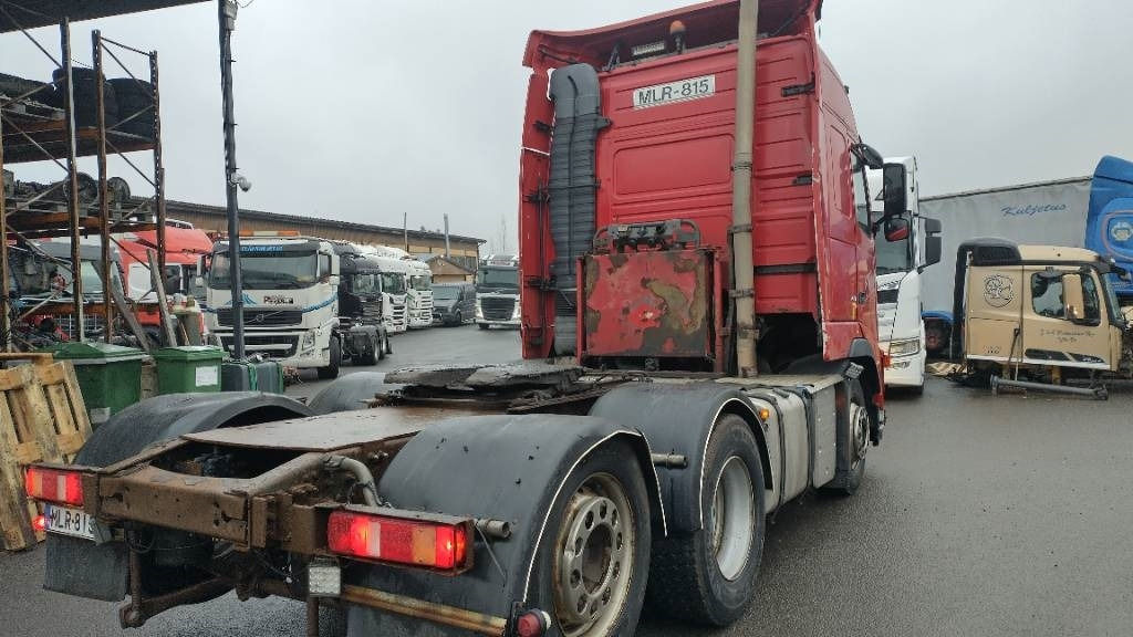 Volvo FH480 6x2 takateli veturi, hydrauliikka,manuaali - Dragbil: bild 2 Volvo FH480 6x2 takateli veturi, hydrauliikka,manuaali - Dragbil: bild 2