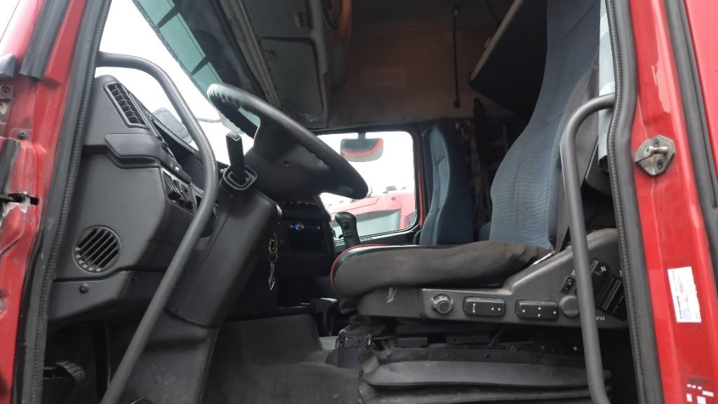 Volvo FH480 6x2 takateli veturi, hydrauliikka,manuaali - Dragbil: bild 5 Volvo FH480 6x2 takateli veturi, hydrauliikka,manuaali - Dragbil: bild 5